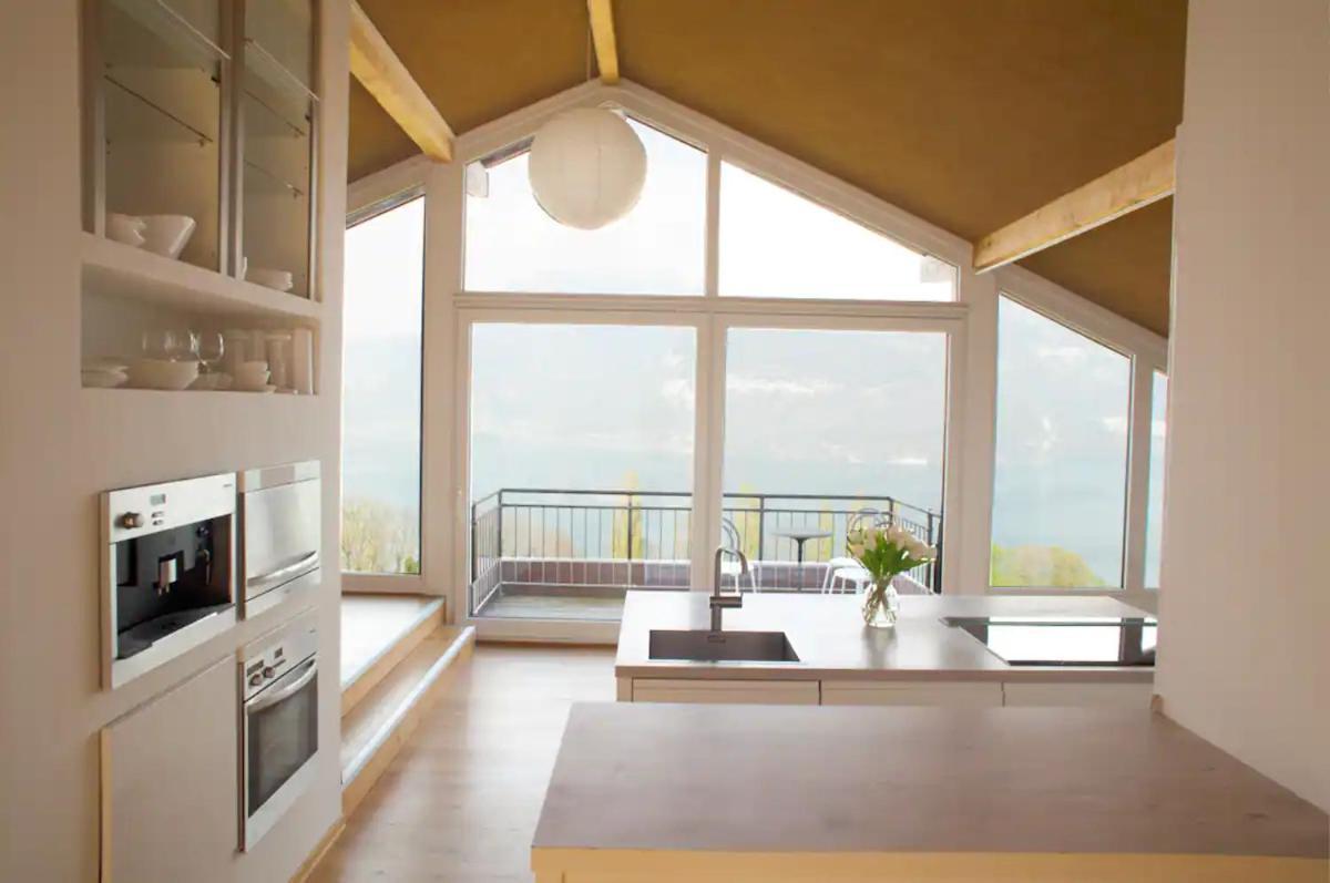 Lakeview Gem Krattigen エクステリア 写真